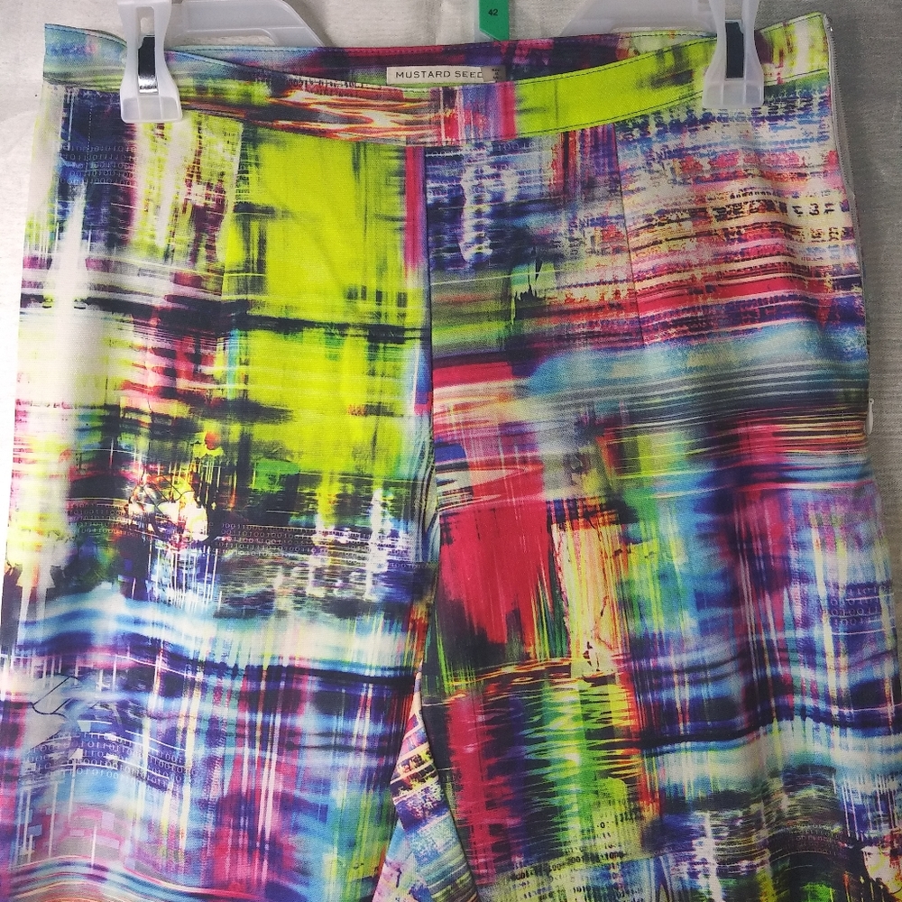 Clothes - Picture 5 of 14